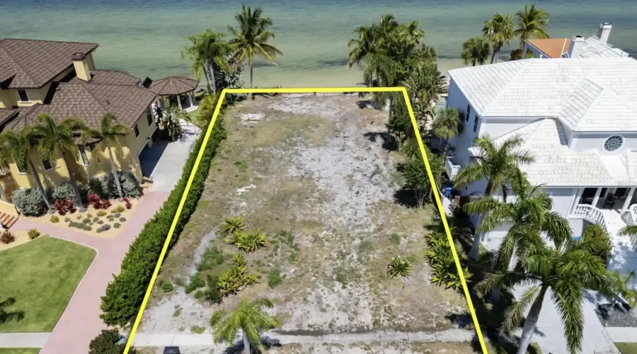 1013 SYMPHONY ISLES BOULEVARD, Apollo Beach, Florida, 33572, United States, 5 Bedrooms Bedrooms, 11 Rooms Rooms,4 BathroomsBathrooms,Waterfront,For Sale,SYMPHONY ISLES BOULEVARD,1894610